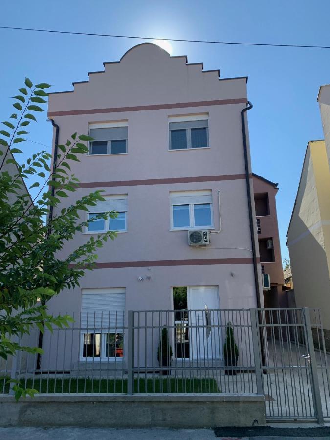 Apartman Sunny Sombor Exteriér fotografie